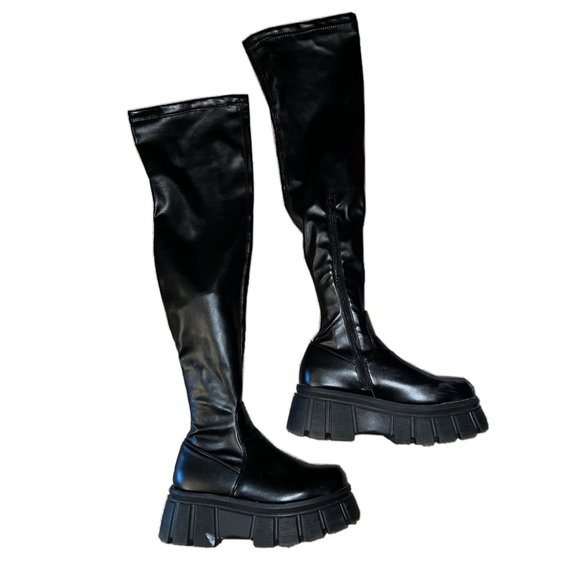 Shoes - THIGH HIGH BLACK PLATFORM BOOTS
